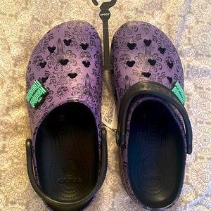 - Disney The Haunted Mansion Wallpaper Clogs for Adults by Crocs 7/M 9 Woman so…